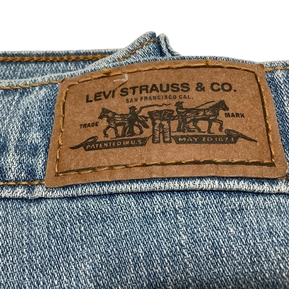 LEVIS 515‎ Cuffed Capris -  Size 6 - Picture 2 of 15